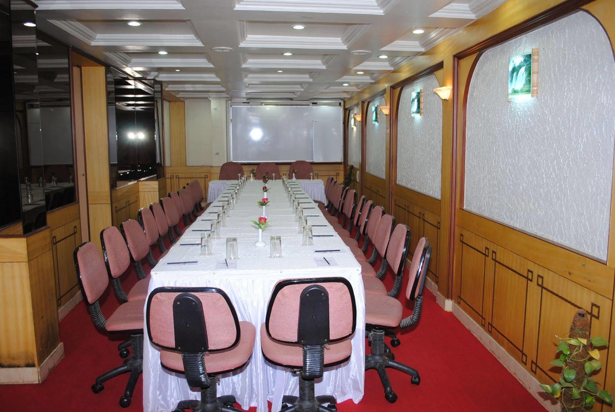 Hotel Swan Inn Pune Exterior foto